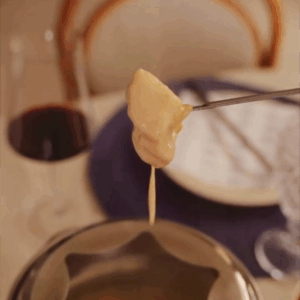 Fondue de queijo brie