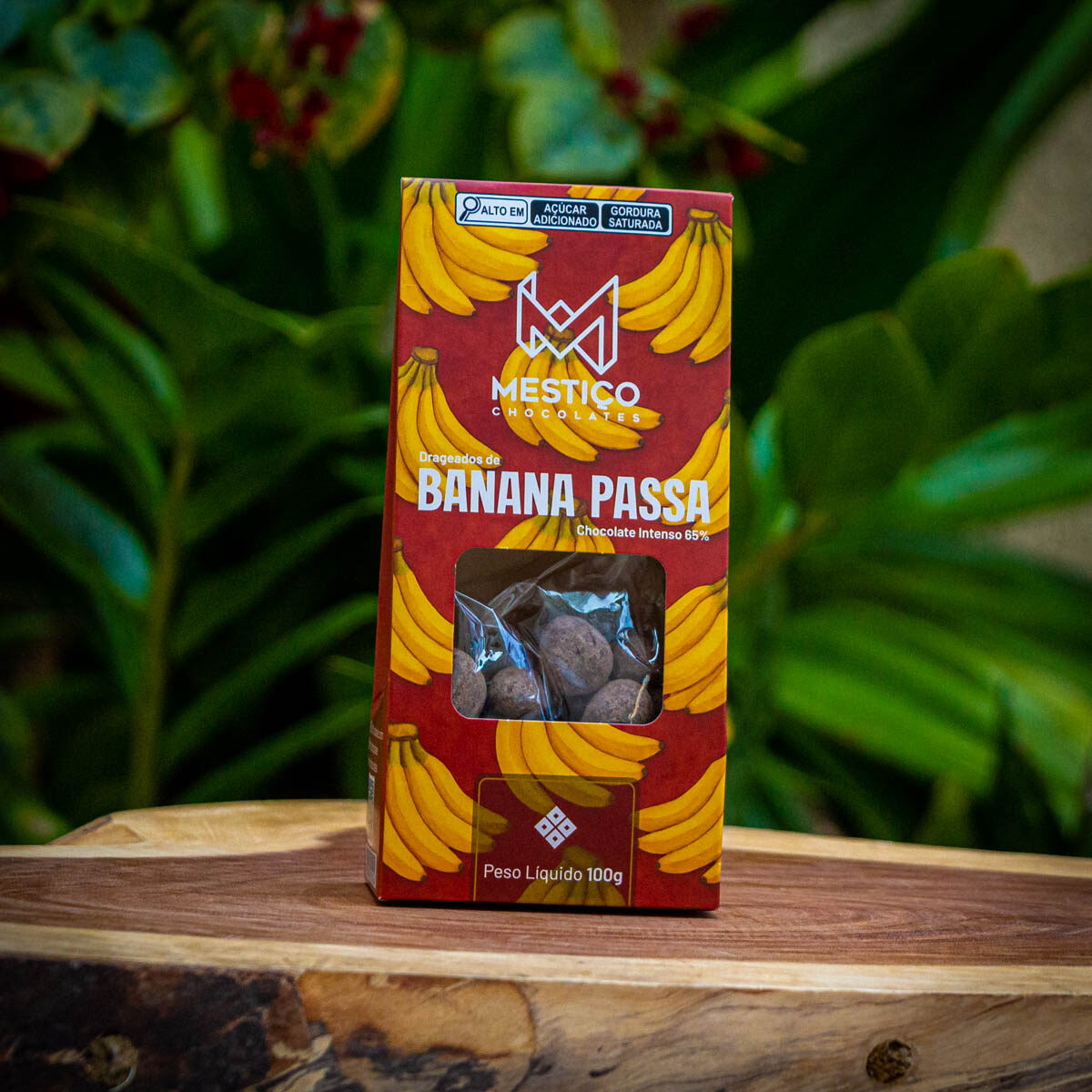 IMG_5044 Drageado de Banana Passa com Chocolate 65% - Mestiço Chocolates - 100g