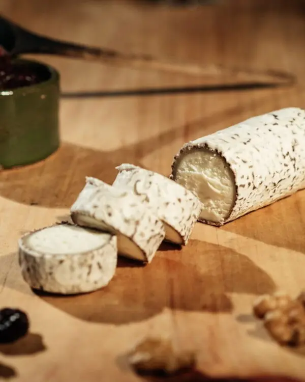 Queijo Cacauzinho 80g - Capril do Bosque