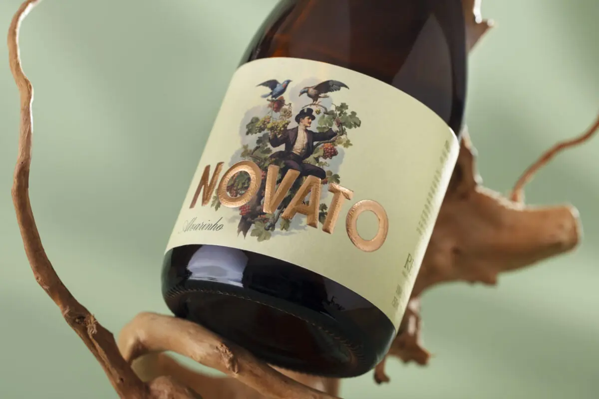 Vinho Novato Alvarinho - Revvo - 750ml
