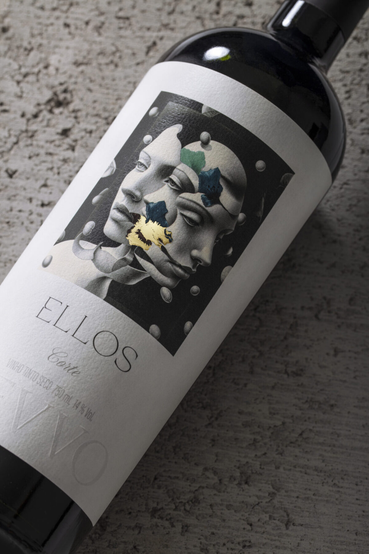 CaptureOne13173 - monica motta Vinho Tinto Ellos - Revvo - 750ml