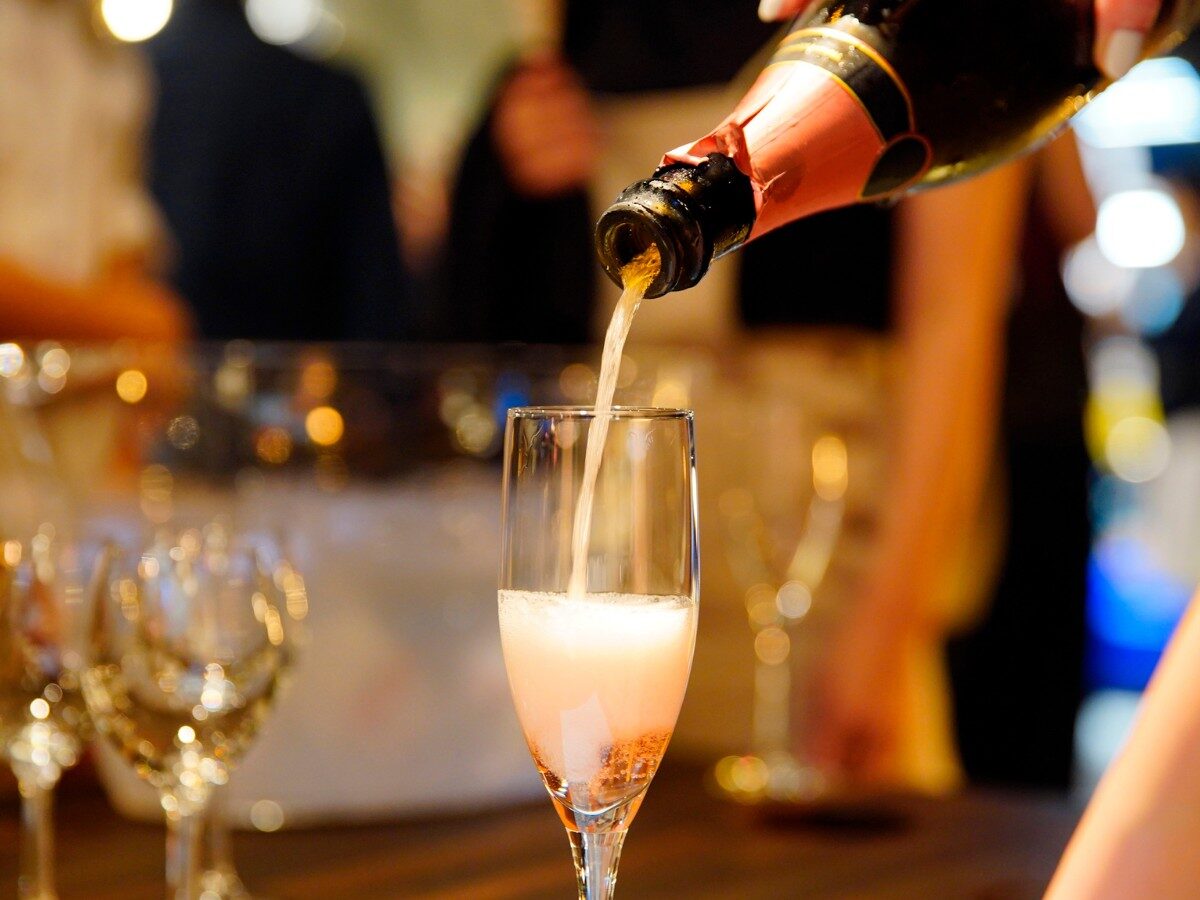 Qual melhor vinho branco espumante para o Ano novo? - 1 Qual melhor vinho branco espumante para o Ano novo?